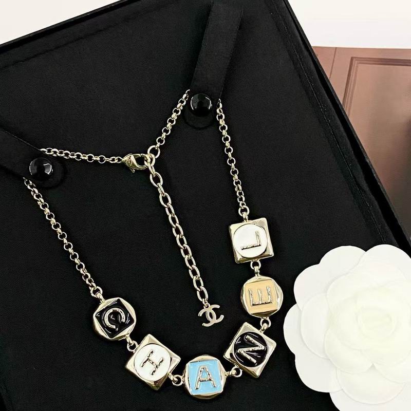 Chanel Necklace 05yxs03